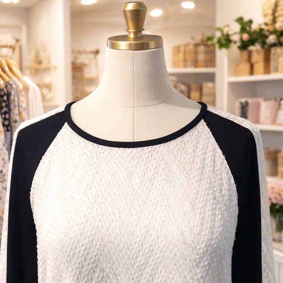 RACHEL ROY TOP - Picture 3 of 4